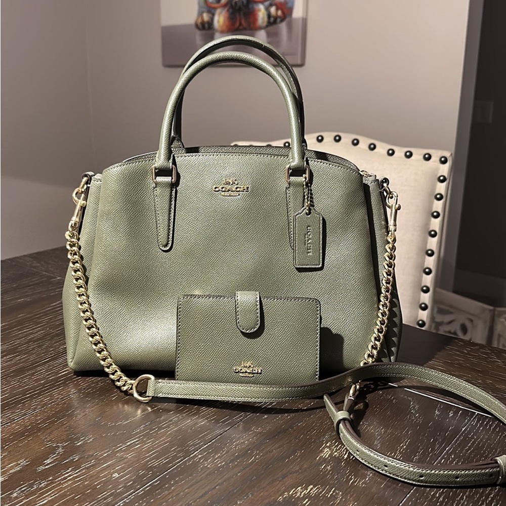 Coach Lillie Caryall Handbag and Wallet Set